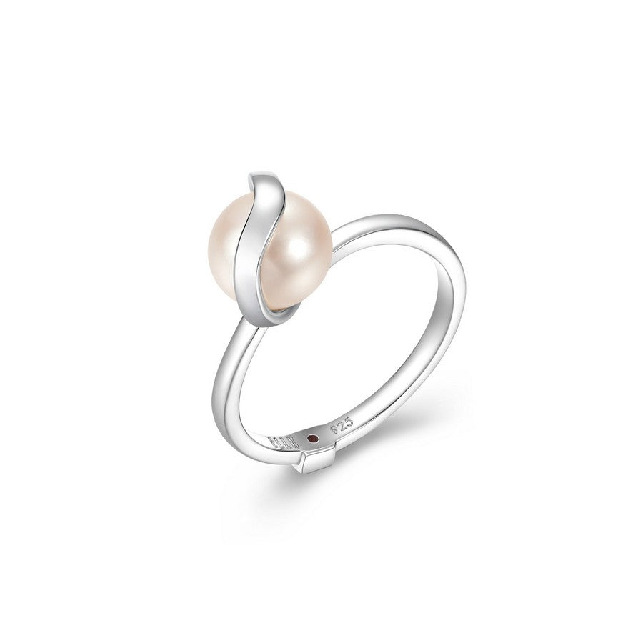 Luna Ring with Pearl