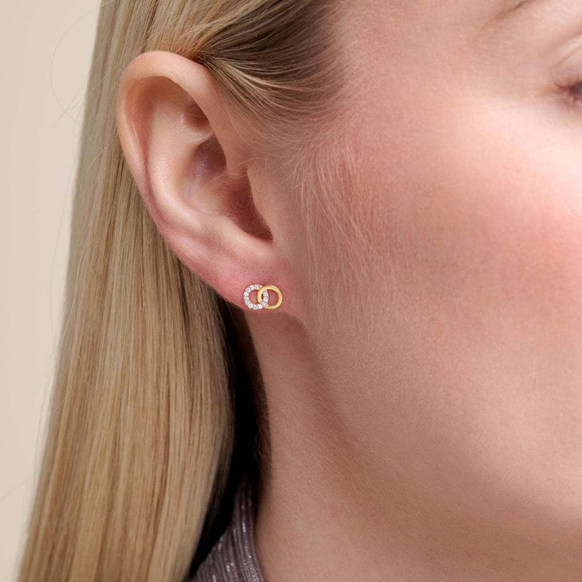 Circle Lab Earrings
